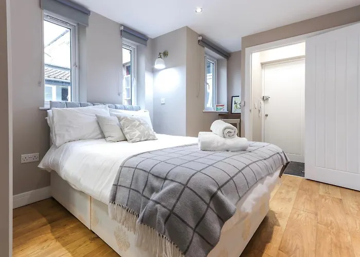 Old Market Apartment *